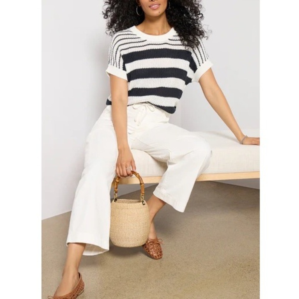 Evereve Women's White‎ Navy Combo Cap Sleeve Ivy Open Weave Tee Size XS NWT